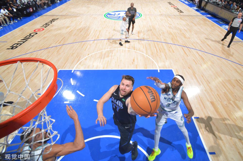 将东契奇与 将东契奇与