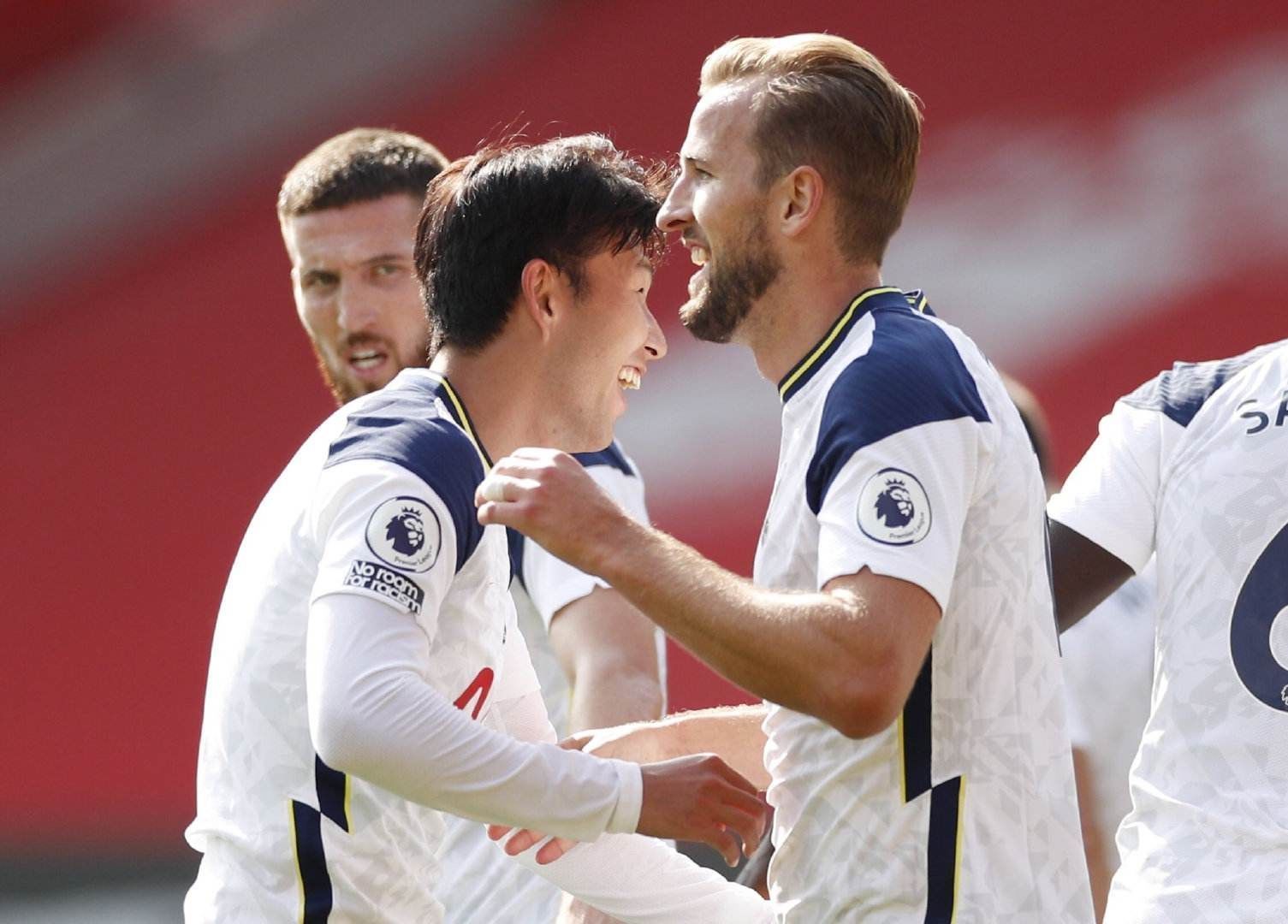 业内分析人 业内分析人